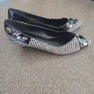 Classified Patent Leather Houndstooth Pattern Pointed Toe Kitten Heels Size 6 Y1